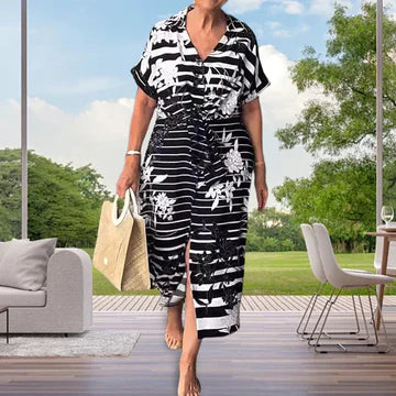 Diona - Kurzärmeliges Kleid mit geschlitztem Saum