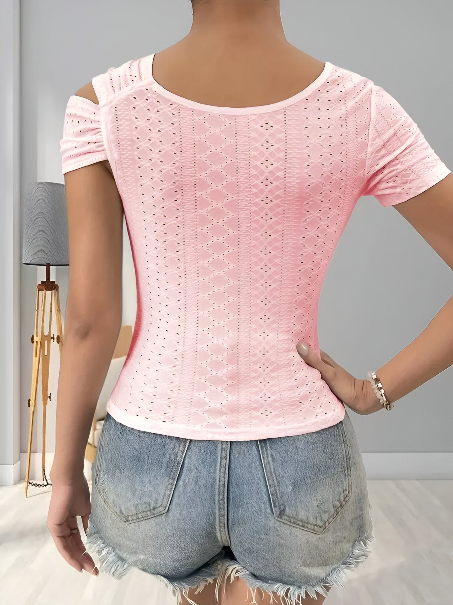 Malene | Elegante asymmetrische Schulterbluse