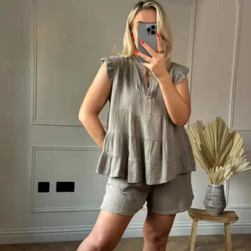 Edwina - Rüschen-Shorts & Top-Set