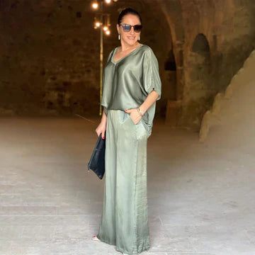 Alena - Zweiteiliges Set aus Satin mit V-Ausschnitt