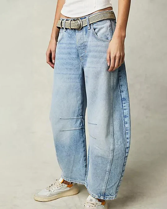 Adeline - Mid Rise Barrel Jeans Für Frauen
