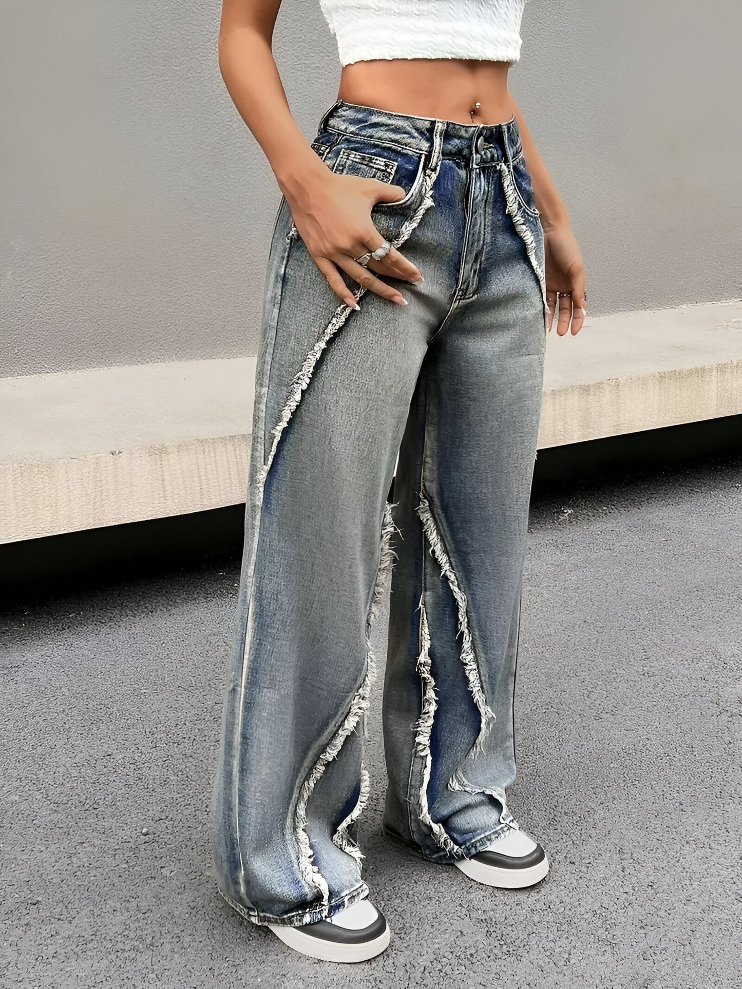 Gregoria | Coole Blaue Jeans mit rauem Saum und weitem Bein