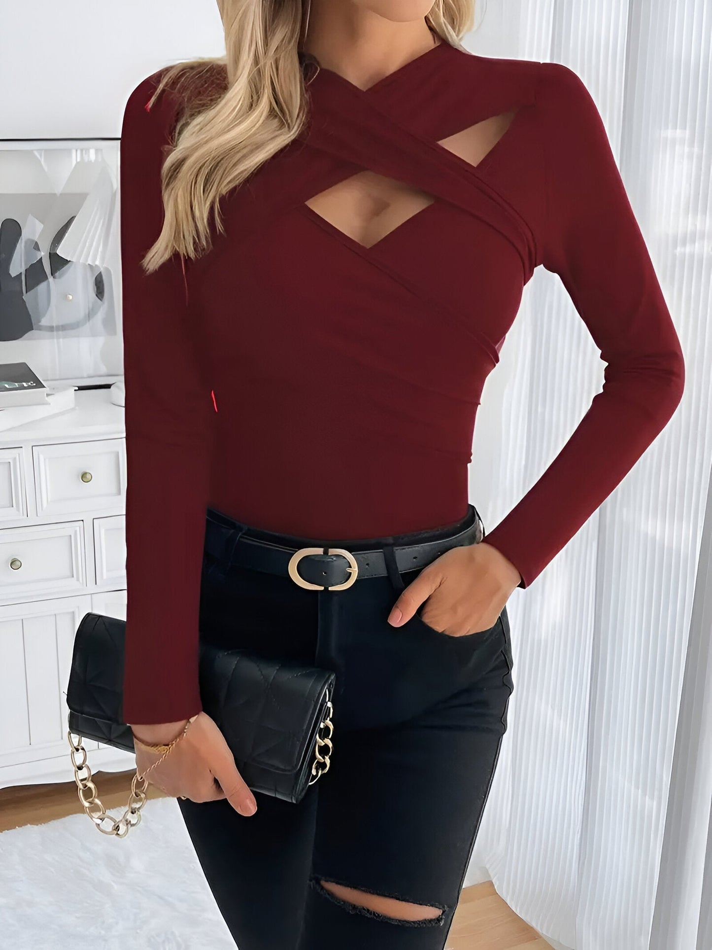 Hildegard | Elegantes V-Ausschnitt Langarm-Top