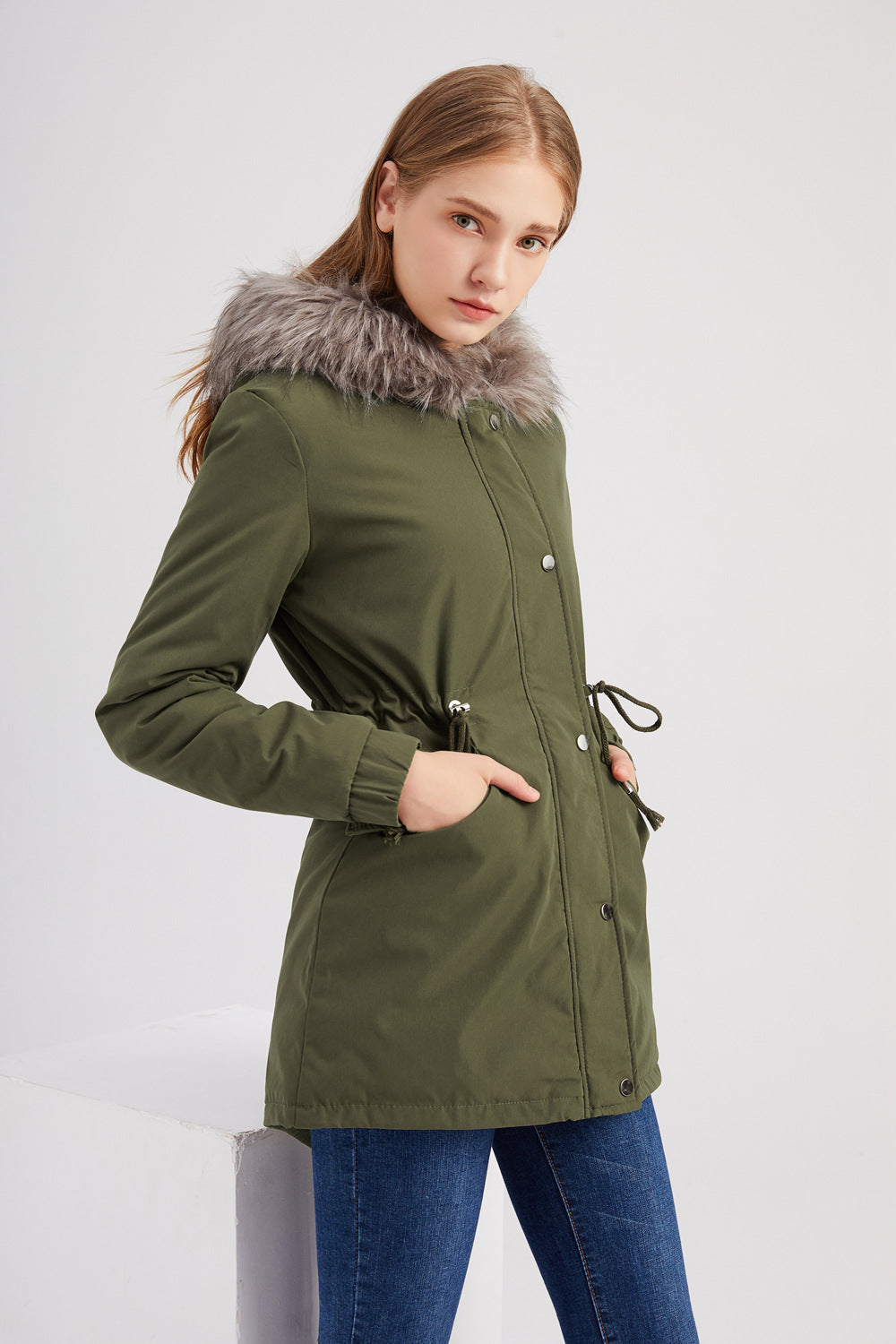Gardana | Damen-Parka mit Kapuze und modernem Design