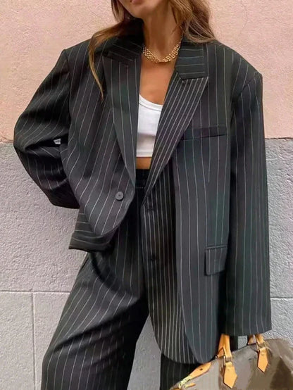 Gabi - Gestreifter Mode-Blazer
