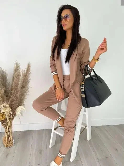 Leonora - Casual Set für Frauen