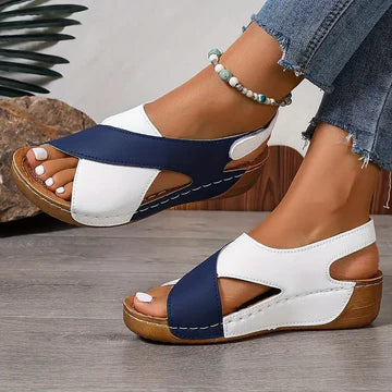 Fiora - Damensandalen mit kontrastierender Keilabsatz