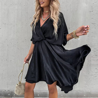 Xaveria - Kleid mit V-Ausschnitt