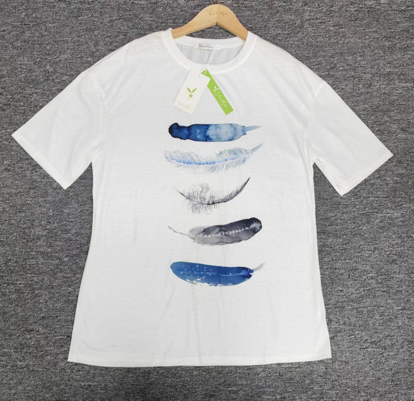 SpringStil - Freedom Feather T-Shirt mit kurzen Ärmeln