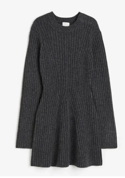 Ondine - Herbst-Strickkleid