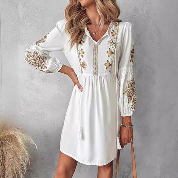 Fabiola - Boho Kleid mit Blumenstickerei für Frauen