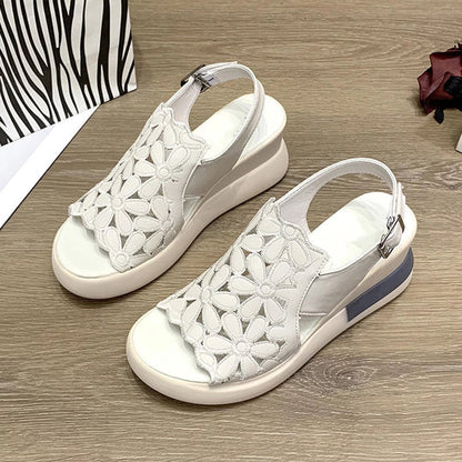 Kyra Louise - Ausgehöhlte Komfort-Sandalen