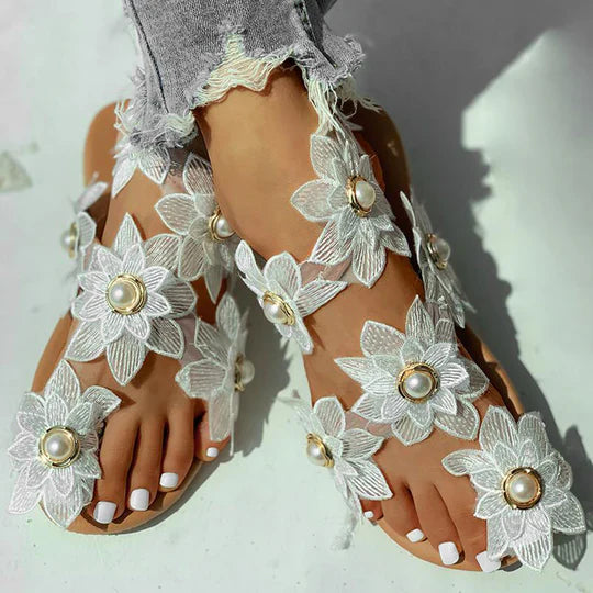 Naomi - Sandalen mit floralem Muster