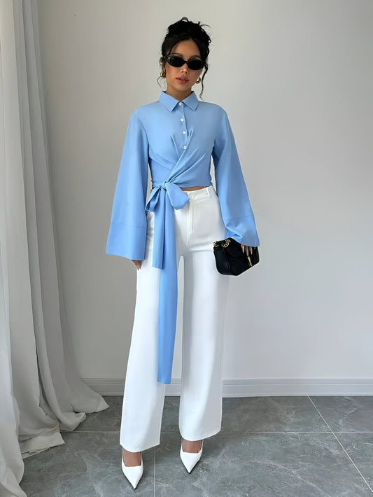 Nastasia | Trendiges Crop-Top mit Schleife und Glockenärmeln