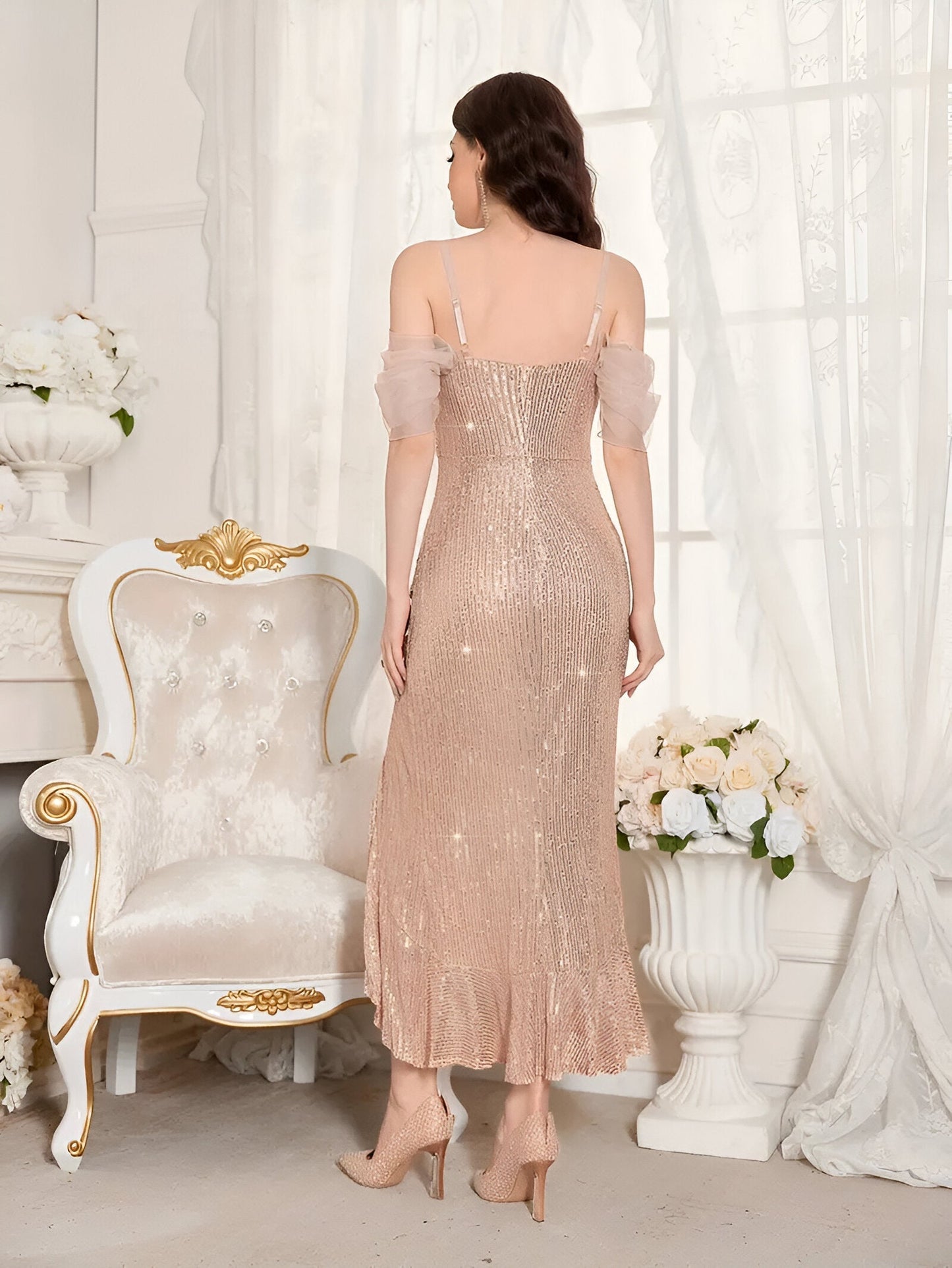 Eugenia | Glamouröses Cold-Shoulder Paillettenkleid