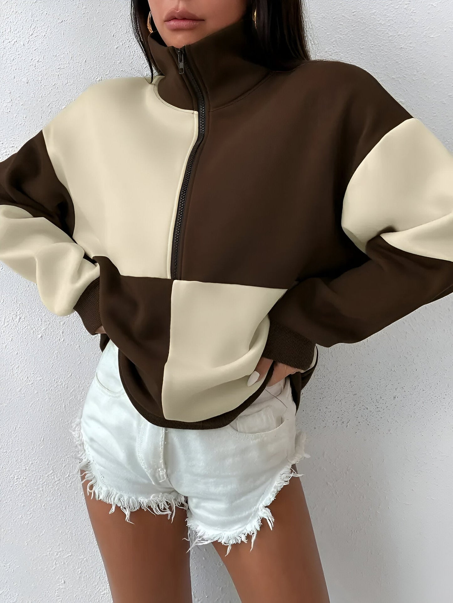 Neda | Ein modischer Look für jede Saison