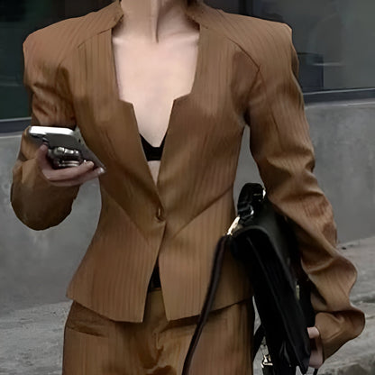 Annemieke | Stylisches Zwei-Teiliges Gestreiftes Anzug-Set