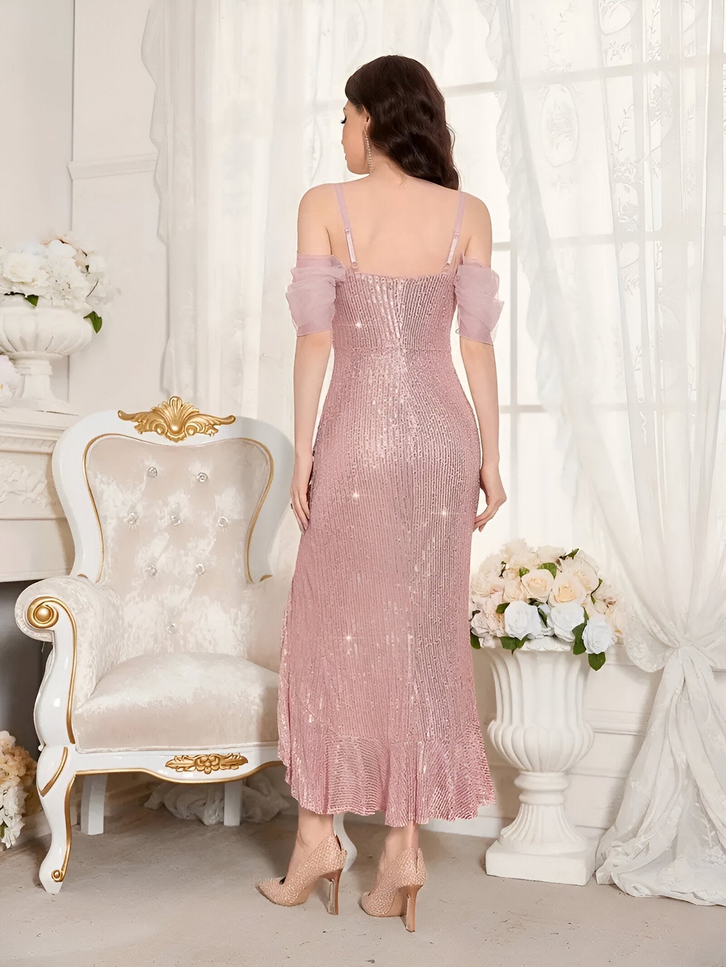 Eugenia | Glamouröses Cold-Shoulder Paillettenkleid