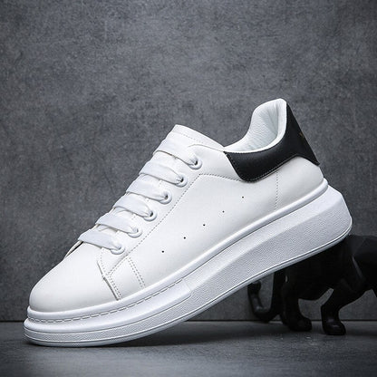 Plateau-Turnschuhe mit dicker Sohle - Andres