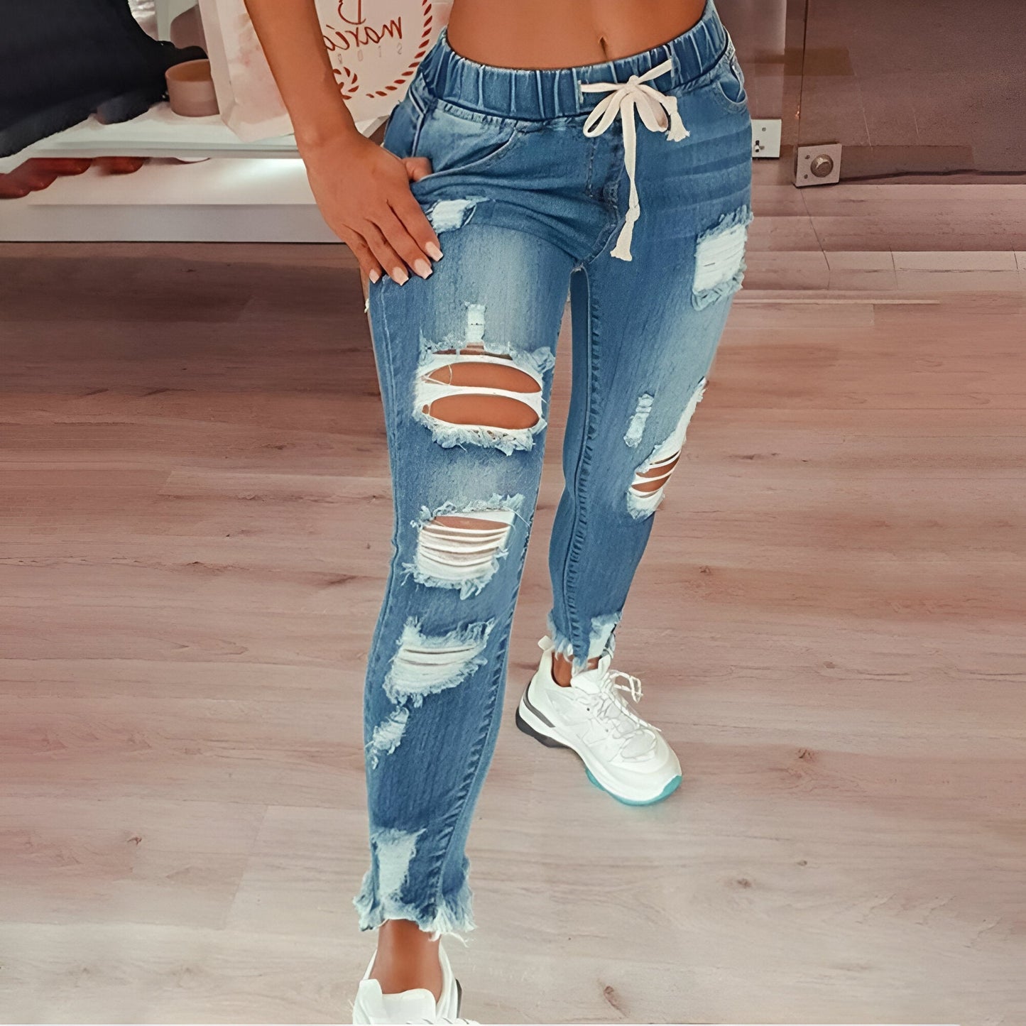 Florinda | Vintage Distressed High-Waist Jeans