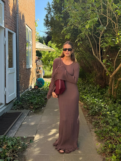 Tabea | Elegantes Weißes Strickkleid mit Volant-Saum