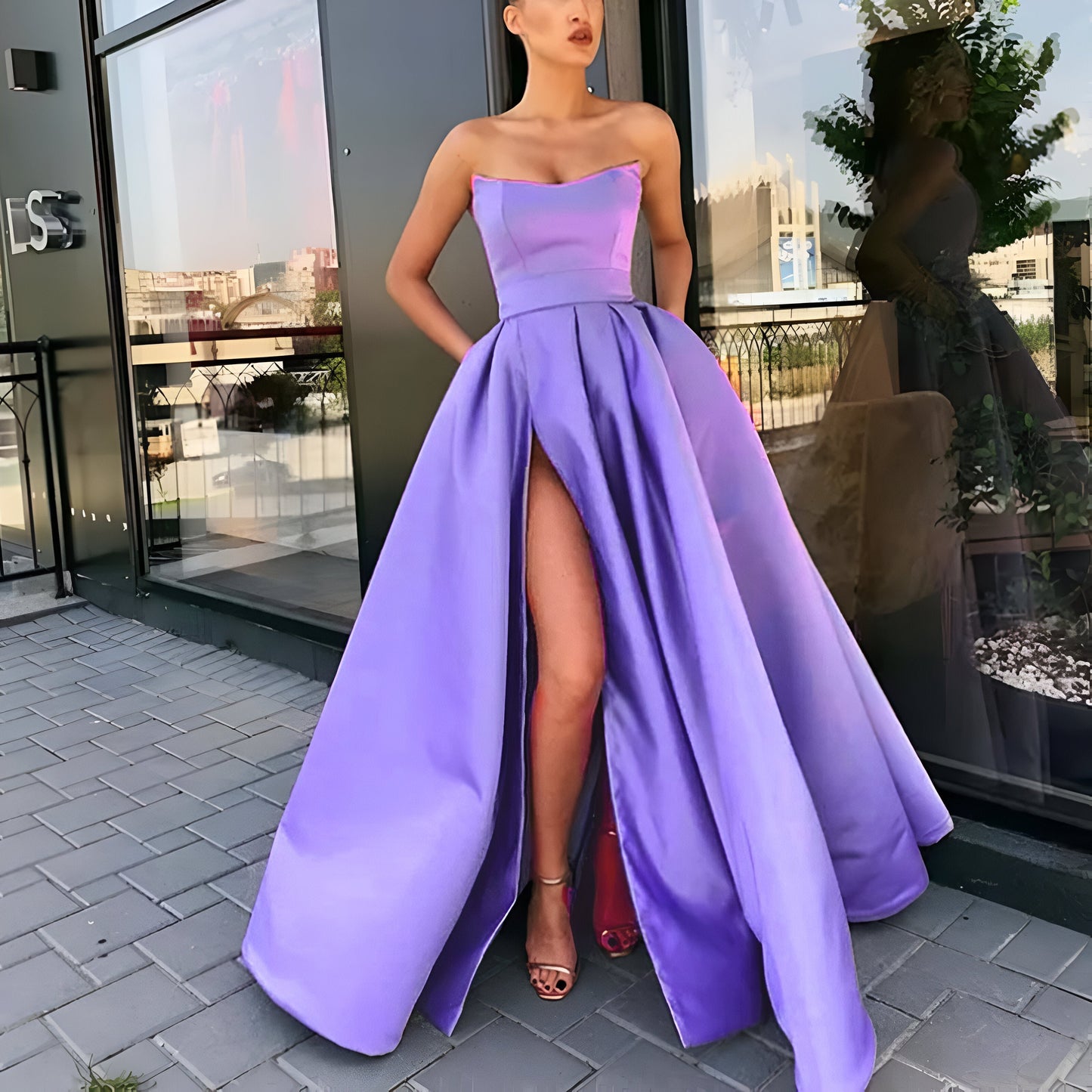 Jolene | Elegantes Abendkleid mit hohem Schlitz