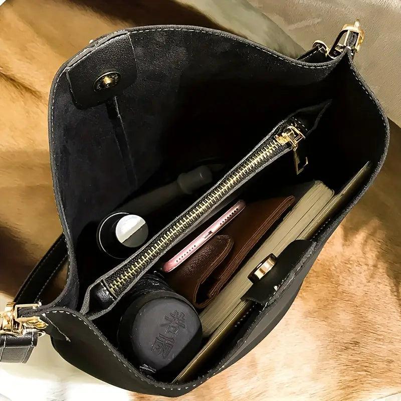 Laura | Unkomplizierte und trendige Tasche