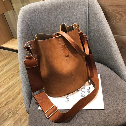 Laura | Unkomplizierte und trendige Tasche
