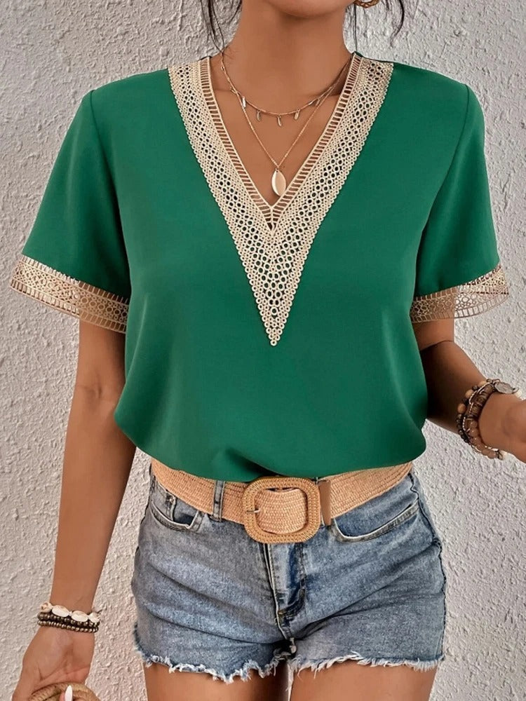 Cita - Spitzenbluse mit V-Ausschnitt